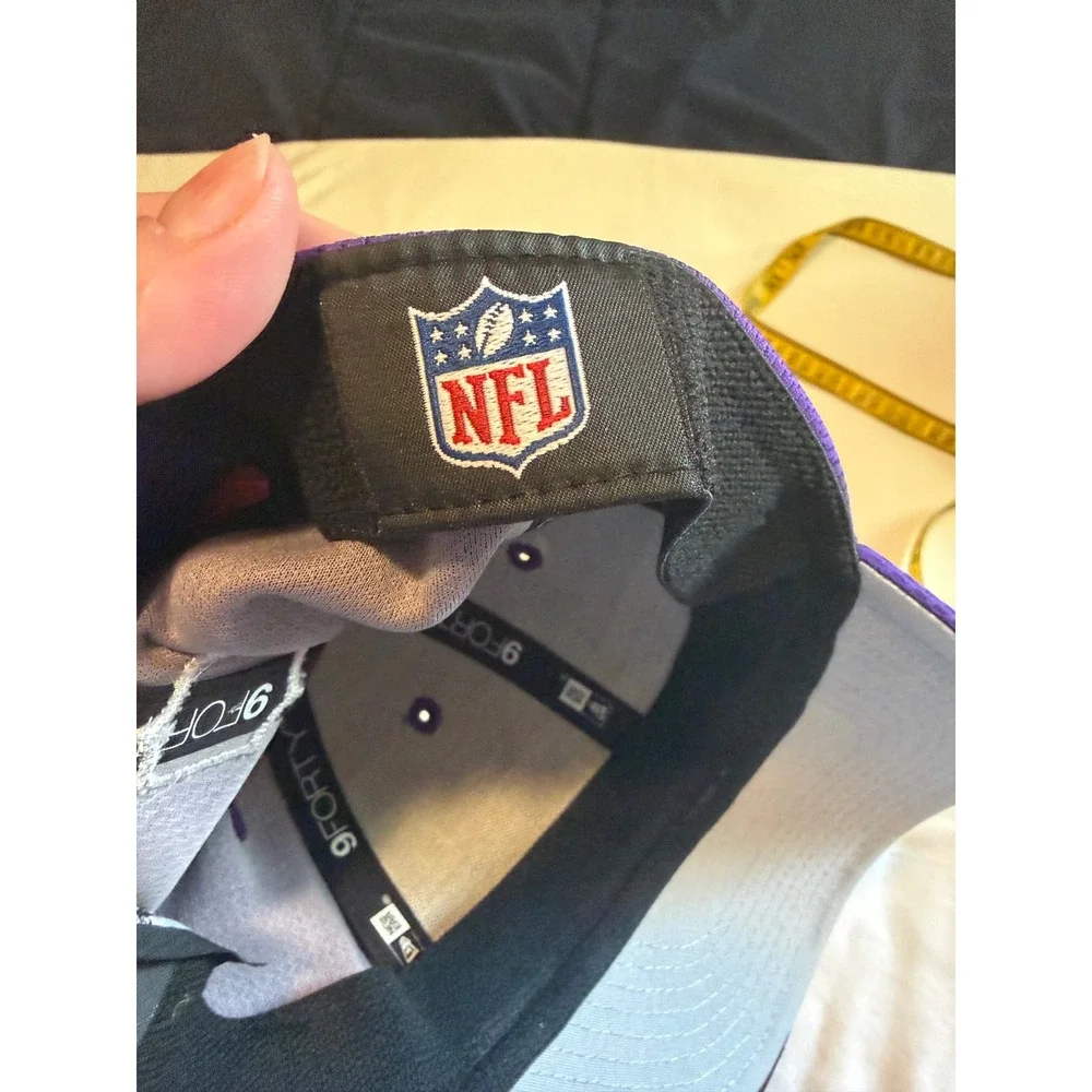 New Era Minnesota Vikings NFL Youth 9FORTY Snapback‎ Hat Purple Norseman Logo